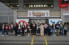 予選を突破した参加者たち
